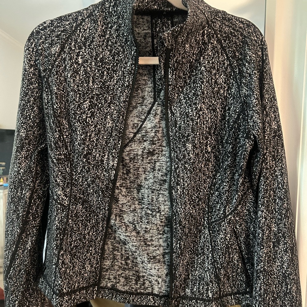 Lululemon Athletica Black and Gray Textured Blazer